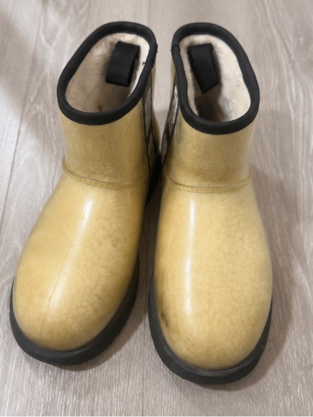 UGG Classic Clear Mini Boots US5